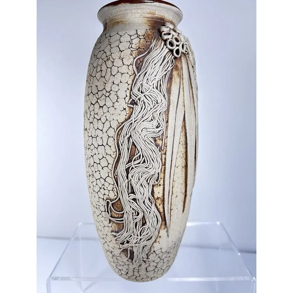 Wartook Pottery Australia Vase Gum Leaf Design Hand Crafted 9" Vintage Primitive - Picture 6 of 8
